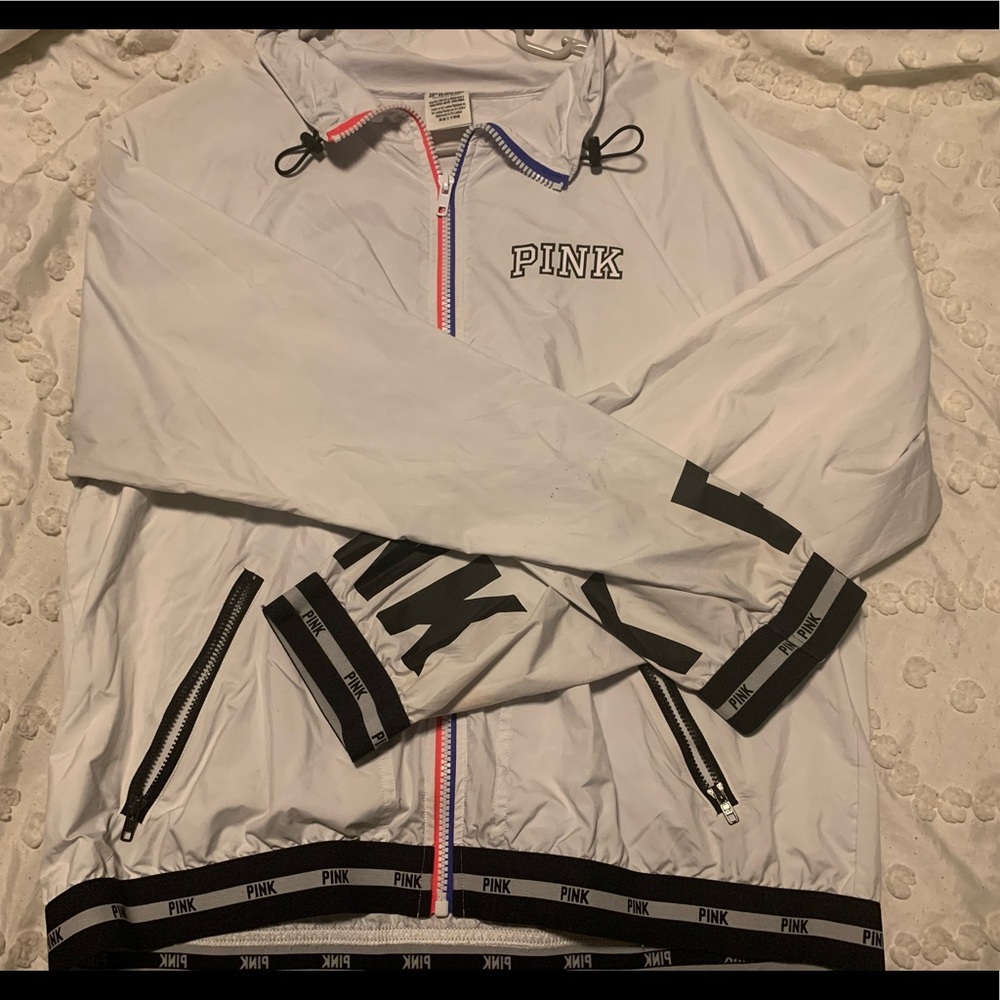 Active wear jacket
